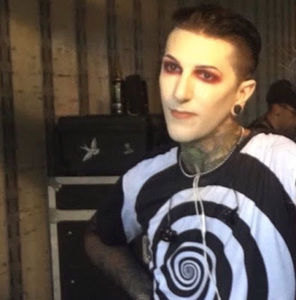 Meet your Posher, Rebekah